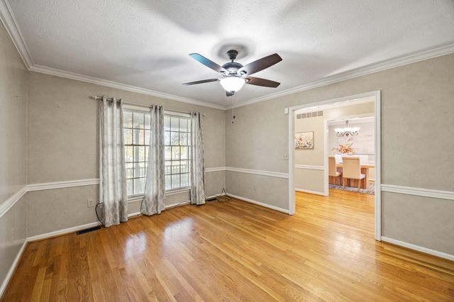 1360 Hoover Pike, Nicholasville, KY 40356