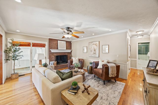 1360 Hoover Pike, Nicholasville, KY 40356