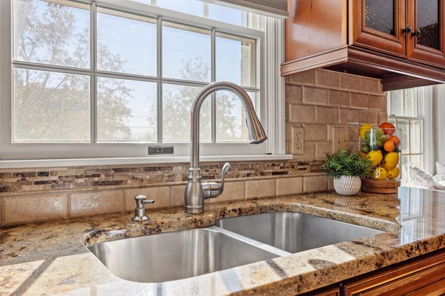 1360 Hoover Pike, Nicholasville, KY 40356