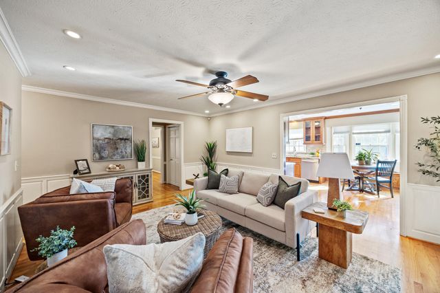 1360 Hoover Pike, Nicholasville, KY 40356