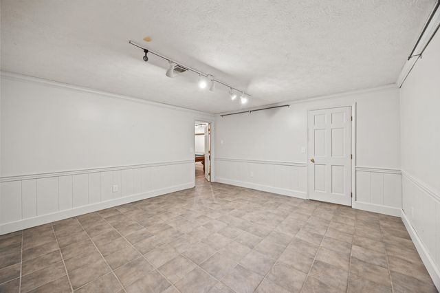 1360 Hoover Pike, Nicholasville, KY 40356