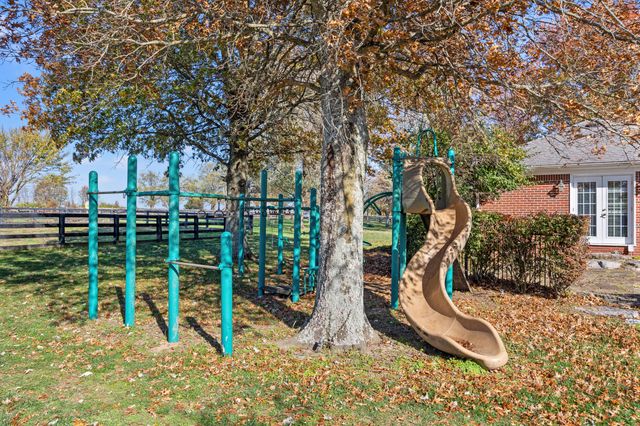 1360 Hoover Pike, Nicholasville, KY 40356