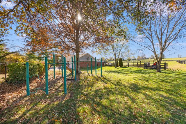 1360 Hoover Pike, Nicholasville, KY 40356