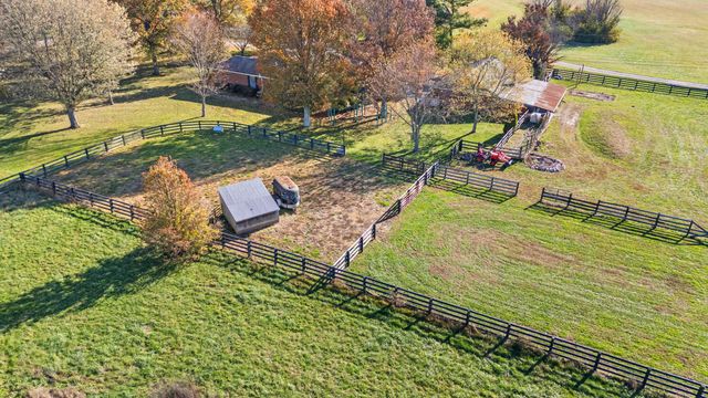 1360 Hoover Pike, Nicholasville, KY 40356