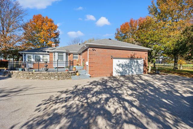 1360 Hoover Pike, Nicholasville, KY 40356