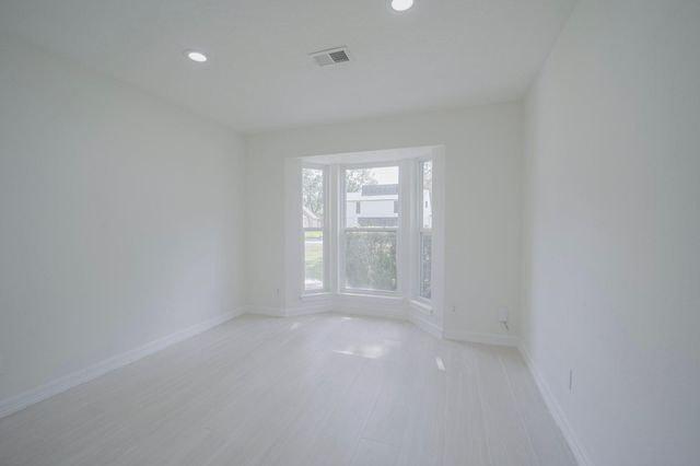 1419 Chestnut Ridge Road, Houston, TX 77339