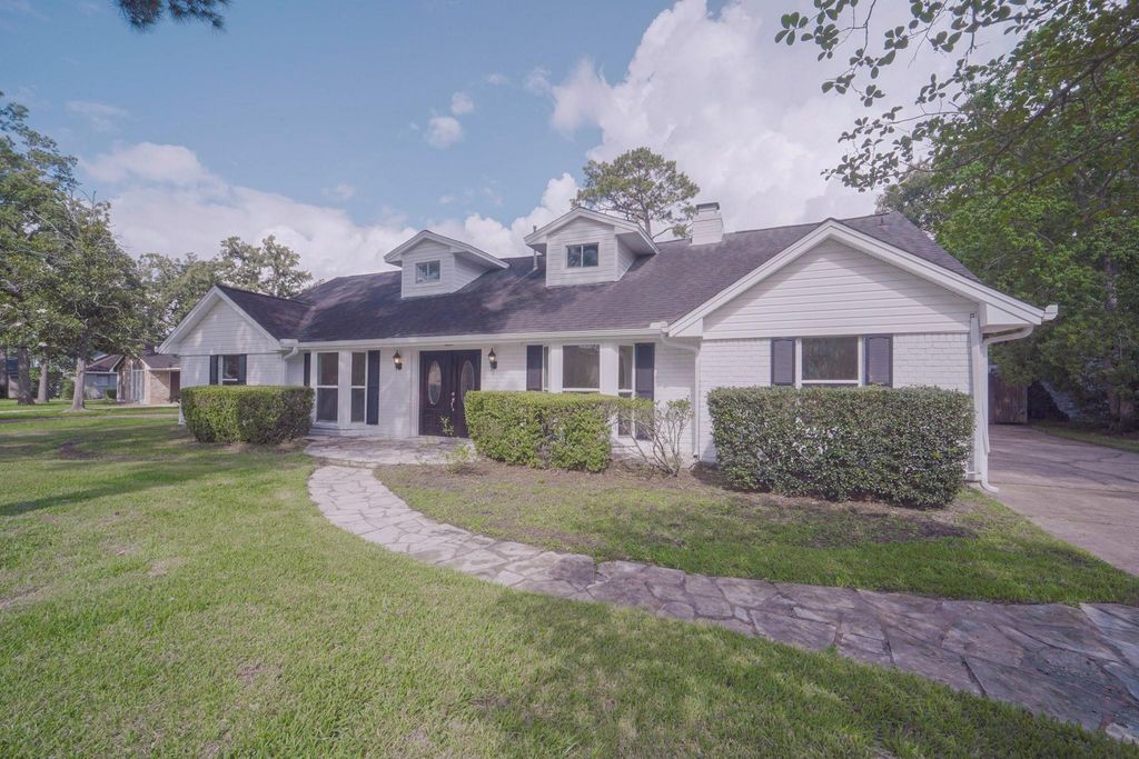 1419 Chestnut Ridge Road, Houston, TX 77339