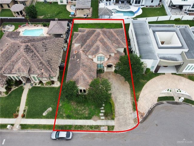 3305 Crystal Falls Avenue, Edinburg, TX 78539