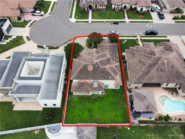 3305 Crystal Falls Avenue, Edinburg, TX 78539
