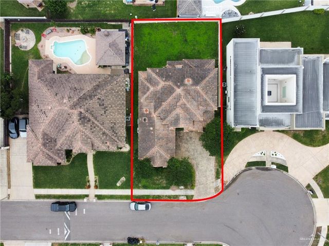 3305 Crystal Falls Avenue, Edinburg, TX 78539