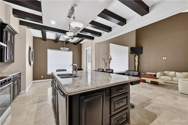 3305 Crystal Falls Avenue, Edinburg, TX 78539