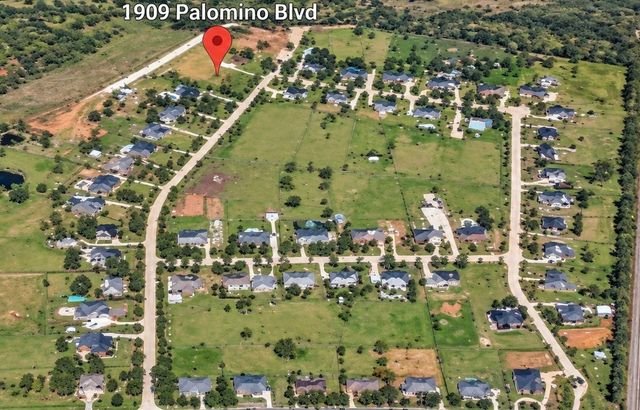 1909 Palomino Boulevard, Crowley, TX 76036