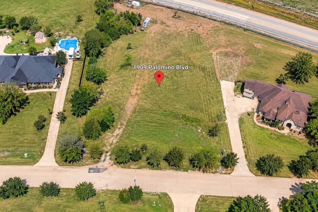 1909 Palomino Boulevard, Crowley, TX 76036 — photo 2