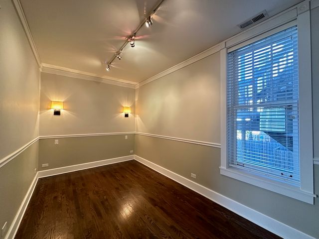 3614 N Bosworth Avenue 1R, Chicago, IL 60613