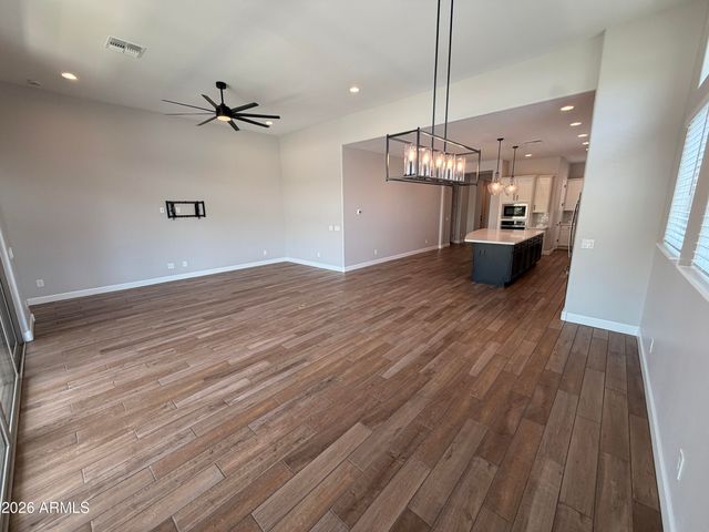 1926 W HOLDEN Drive, Phoenix, AZ 85085