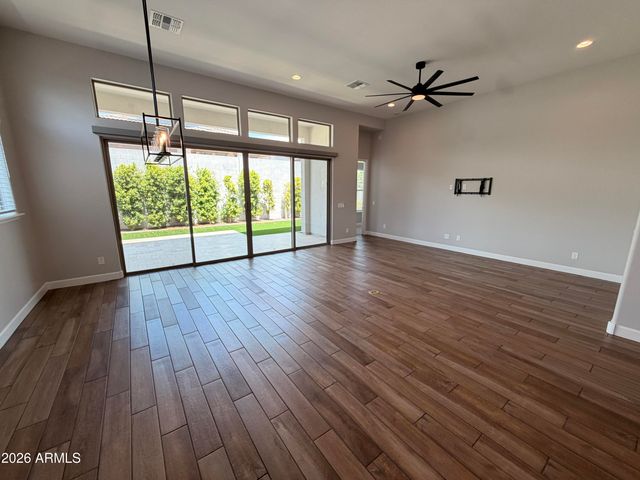 1926 W HOLDEN Drive, Phoenix, AZ 85085