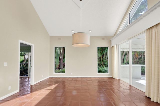 2571 Marseille Drive, Palm Beach Gardens, FL 33410