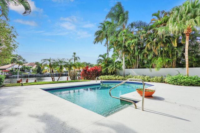 2571 Marseille Drive, Palm Beach Gardens, FL 33410