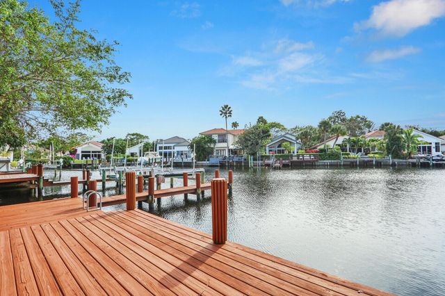 2571 Marseille Drive, Palm Beach Gardens, FL 33410