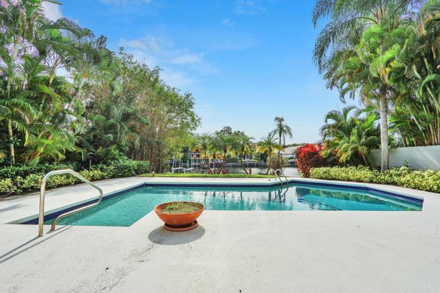 2571 Marseille Drive, Palm Beach Gardens, FL 33410