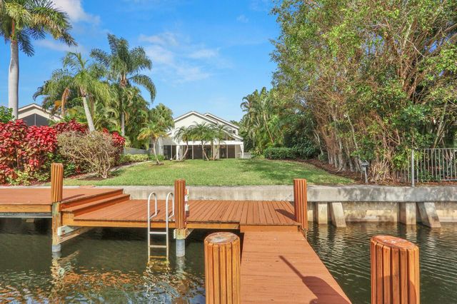 2571 Marseille Drive, Palm Beach Gardens, FL 33410