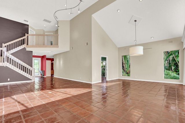 2571 Marseille Drive, Palm Beach Gardens, FL 33410