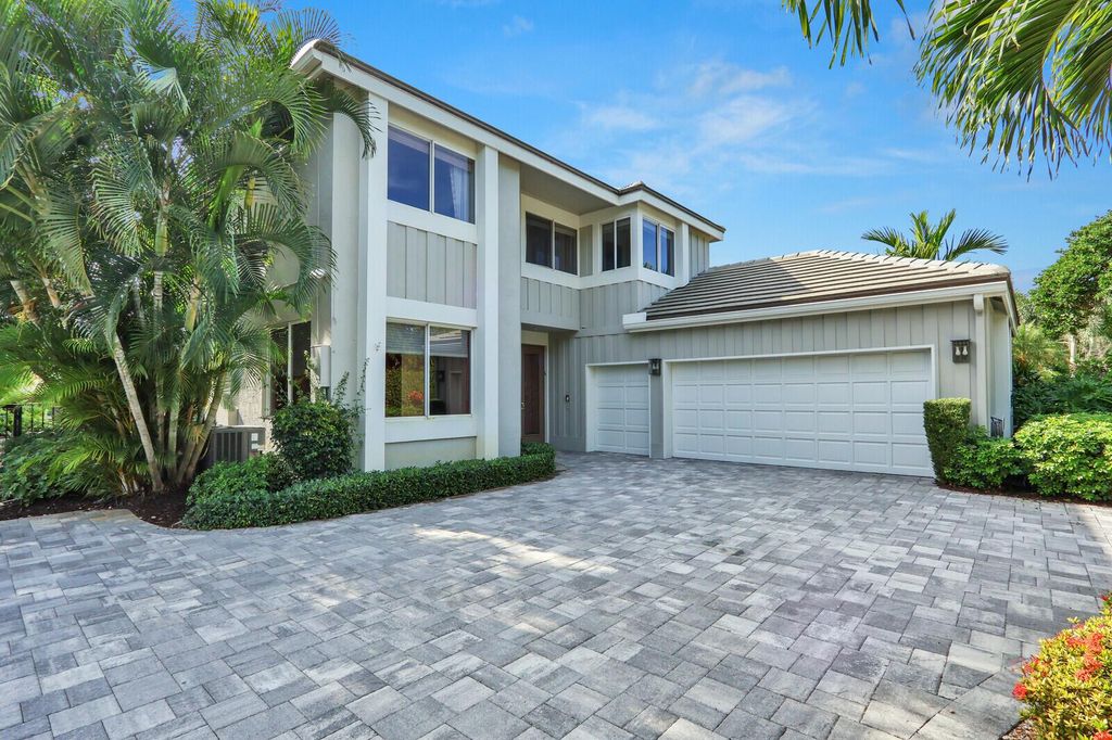 2571 Marseille Drive, Palm Beach Gardens, FL 33410