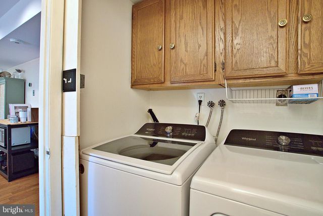 1450 GREENMONT CT, Reston, VA 20190