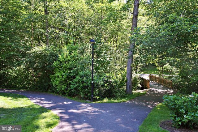 1450 GREENMONT CT, Reston, VA 20190