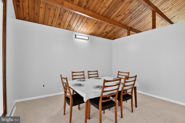 3202 RIVERVIEW DR, Triangle, VA 22172