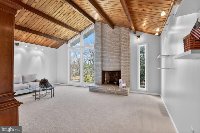 3202 RIVERVIEW DR, Triangle, VA 22172