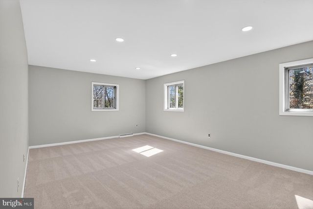 3202 RIVERVIEW DR, Triangle, VA 22172