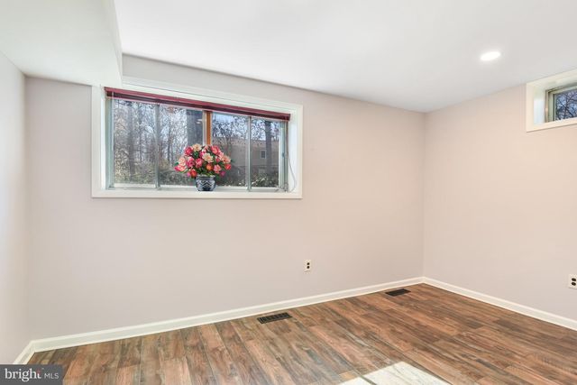 3202 RIVERVIEW DR, Triangle, VA 22172