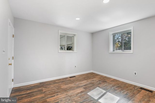 3202 RIVERVIEW DR, Triangle, VA 22172