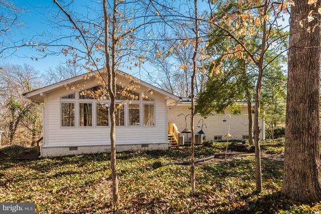 3202 RIVERVIEW DR, Triangle, VA 22172