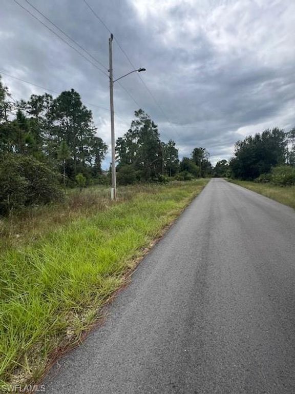 850 Calais ST E, LEHIGH ACRES, FL 33974 — photo 5