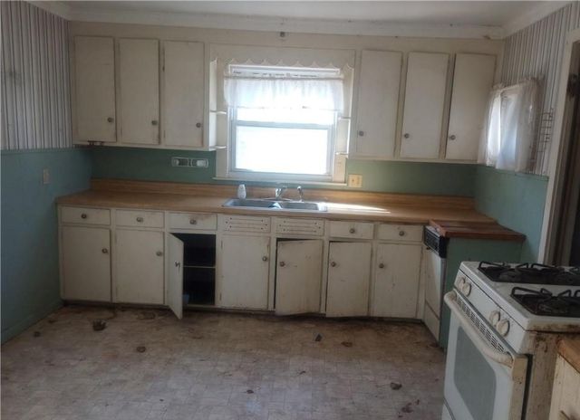 577 West High St, Erwin, NY 14870