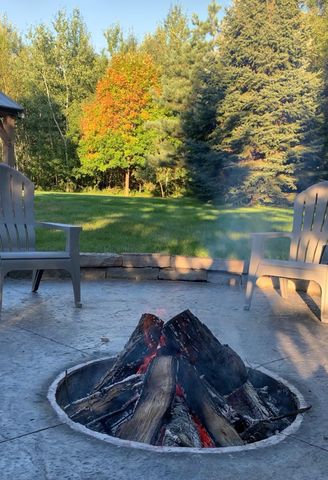 925 Sadie's Lane, Hudson, WI 54016