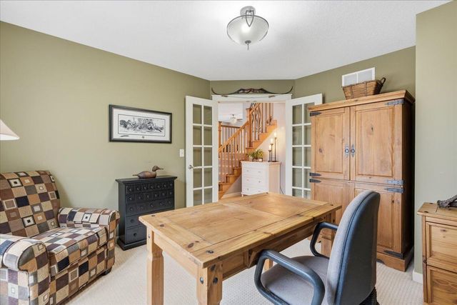 925 Sadie's Lane, Hudson, WI 54016