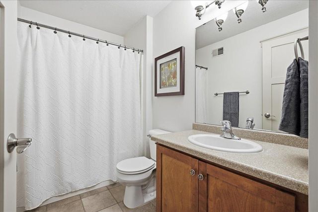 925 Sadie's Lane, Hudson, WI 54016