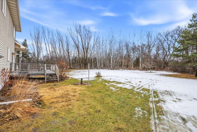 925 Sadie's Lane, Hudson, WI 54016