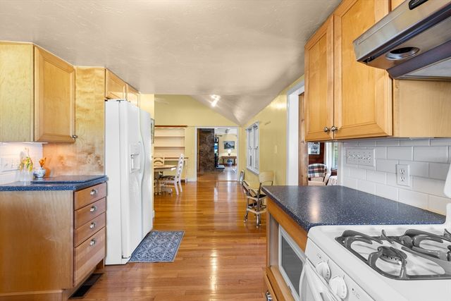 664 Wareham Street, Middleboro, MA 02346