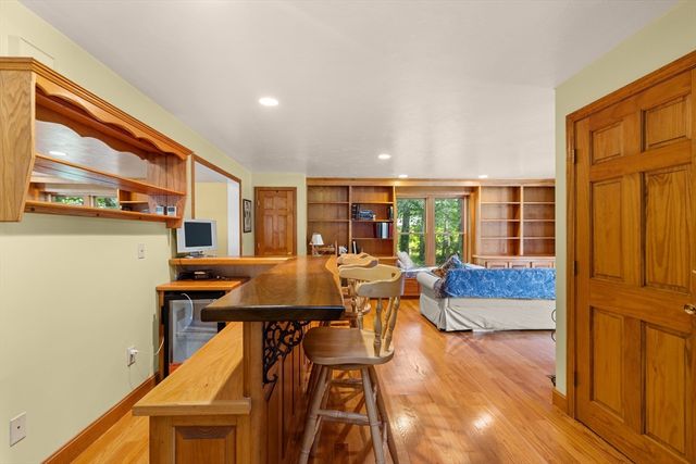664 Wareham Street, Middleboro, MA 02346