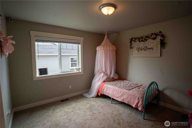 413 Cornerstone Drive, Sumas, WA 98295