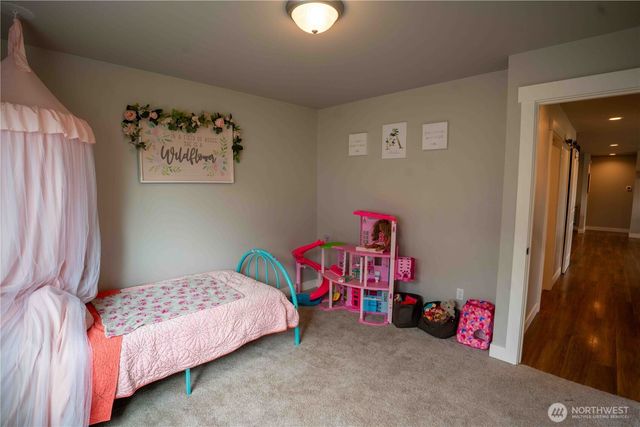 413 Cornerstone Drive, Sumas, WA 98295