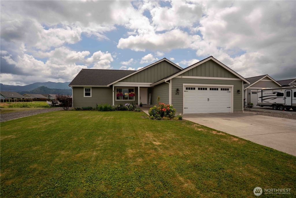 413 Cornerstone Drive, Sumas, WA 98295
