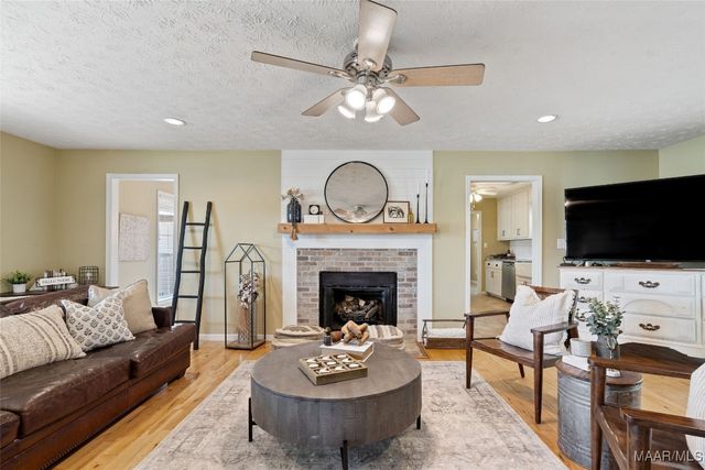 2153 County Road 57 ., Prattville, AL 36067