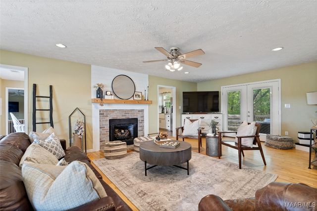 2153 County Road 57 ., Prattville, AL 36067