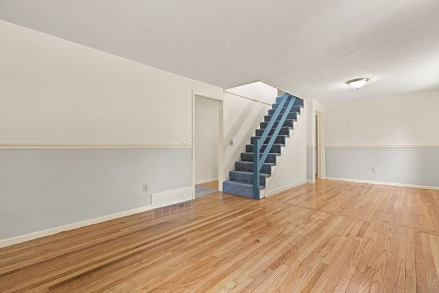 18 Great Meadow Dr, Carver, MA 02330
