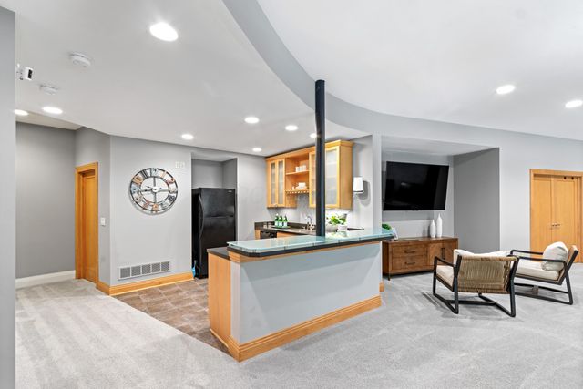1967 Woodlands Place, Powell, OH 43065